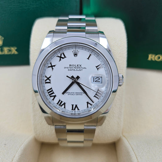 Pre-owned Rolex Datejust 41 Oystersteel watch with a white dial and Roman numerals, Oyster Bracelet, reference 126300