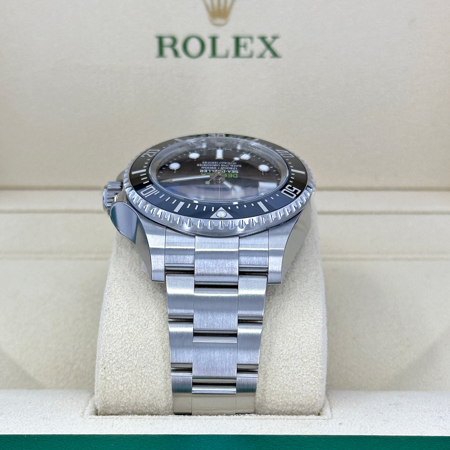 Rolex Deepsea James Cameron, Oystersteel, D-blue Dial, 44mm, Oyster, Ref# 136660-0003