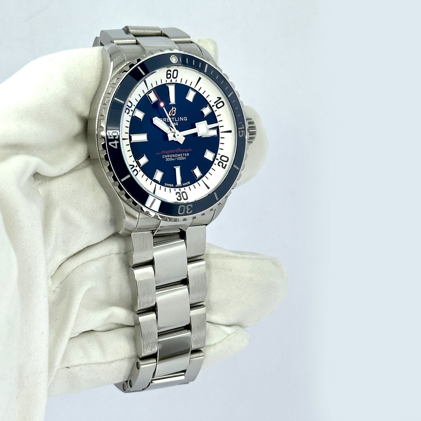 Breitling Superocean Automatic Ref# A17375E71C1A1, box and papers