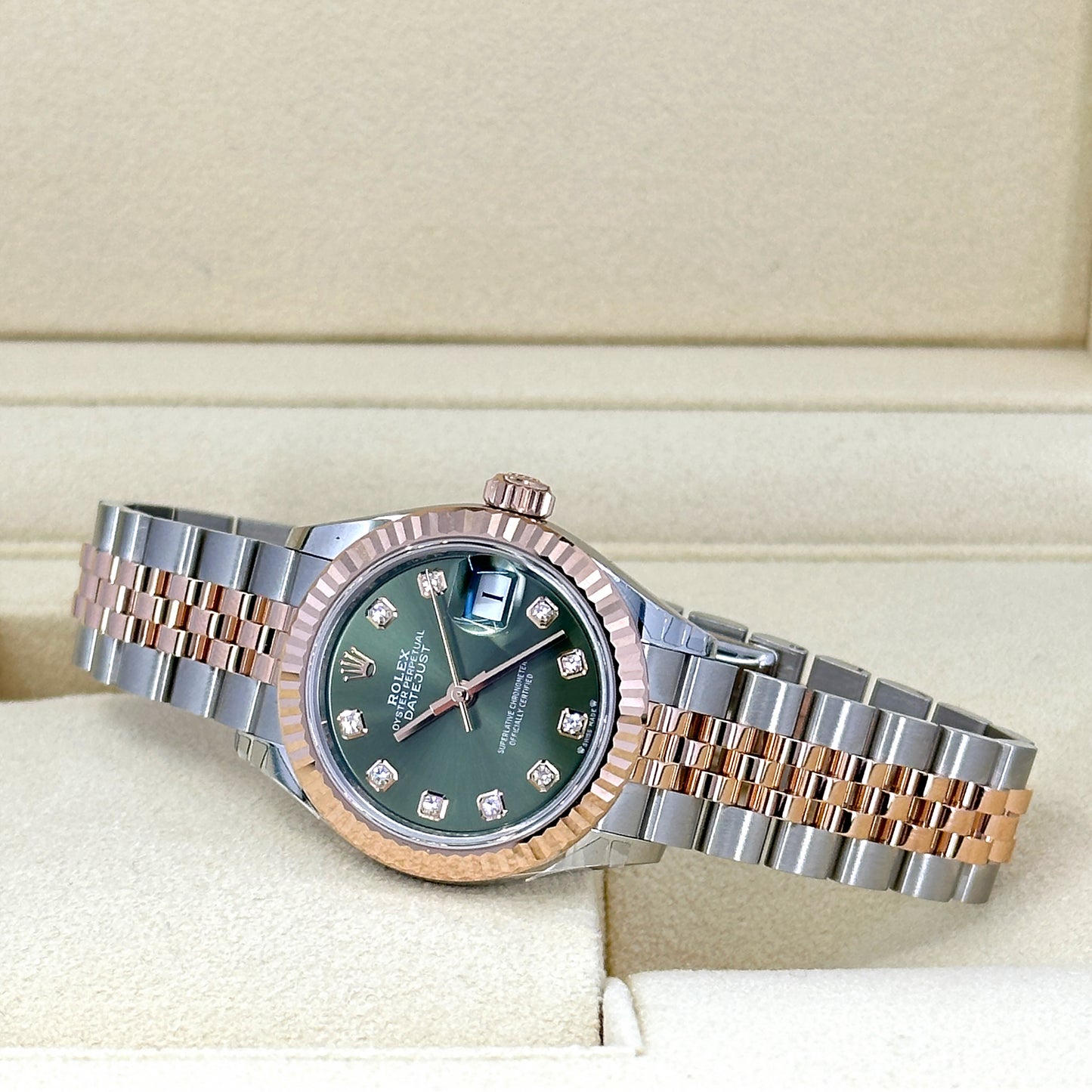 Rolex Lady-Datejust 28, Oystersteel and 18k Everose Gold, Ref# 279171-0007