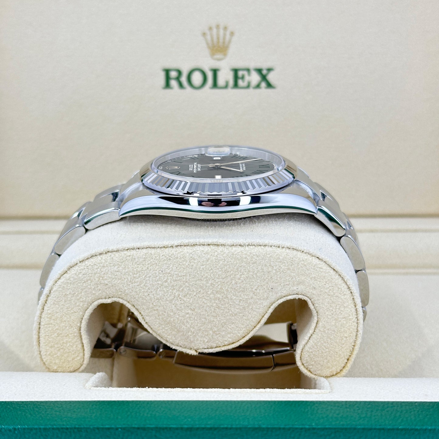 Rolex Datejust 41, Oystersteel and 18k White Gold, 41mm, Ref# 126334-0021