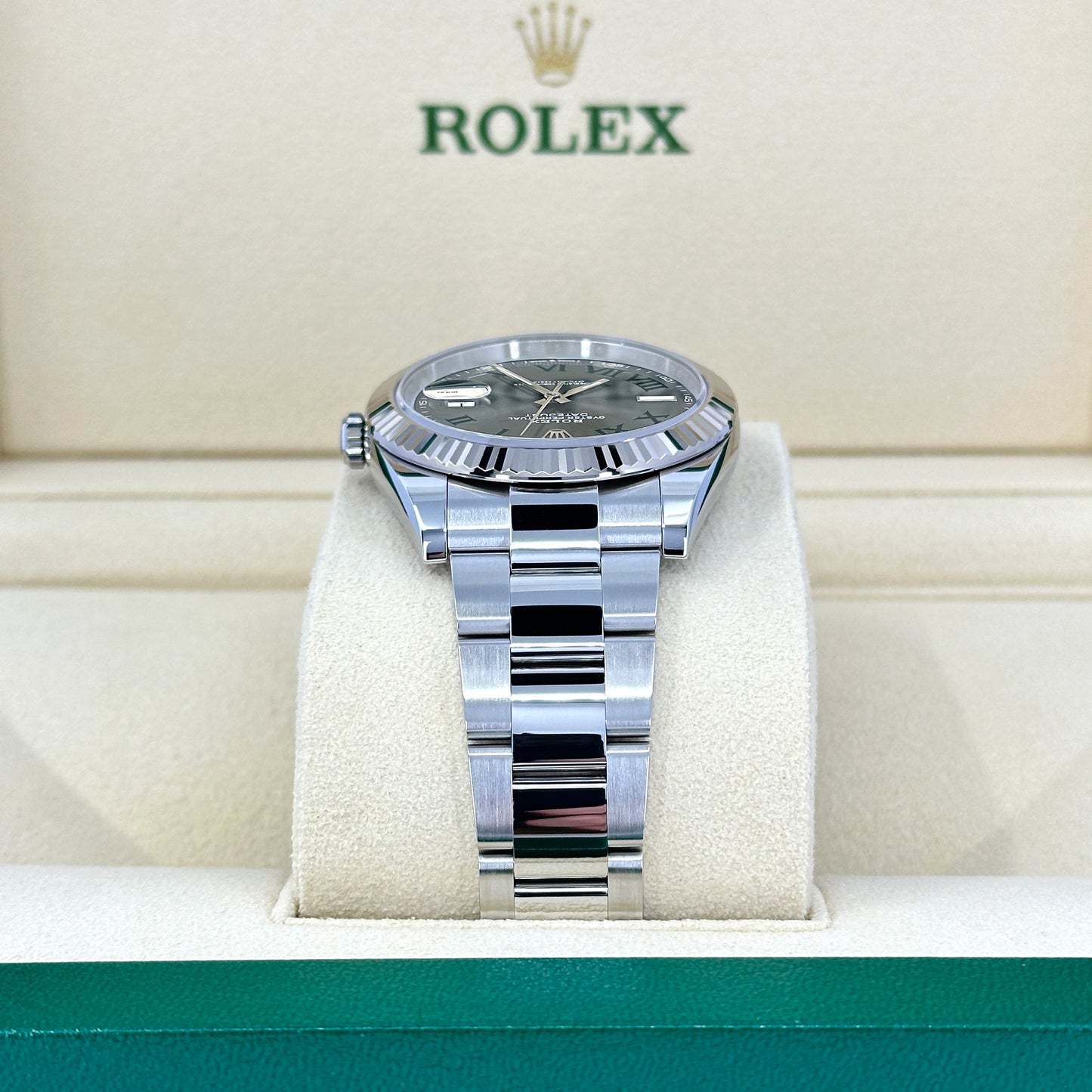 Rolex Datejust 41, Oystersteel and 18k White Gold, 41mm, Ref# 126334-0021