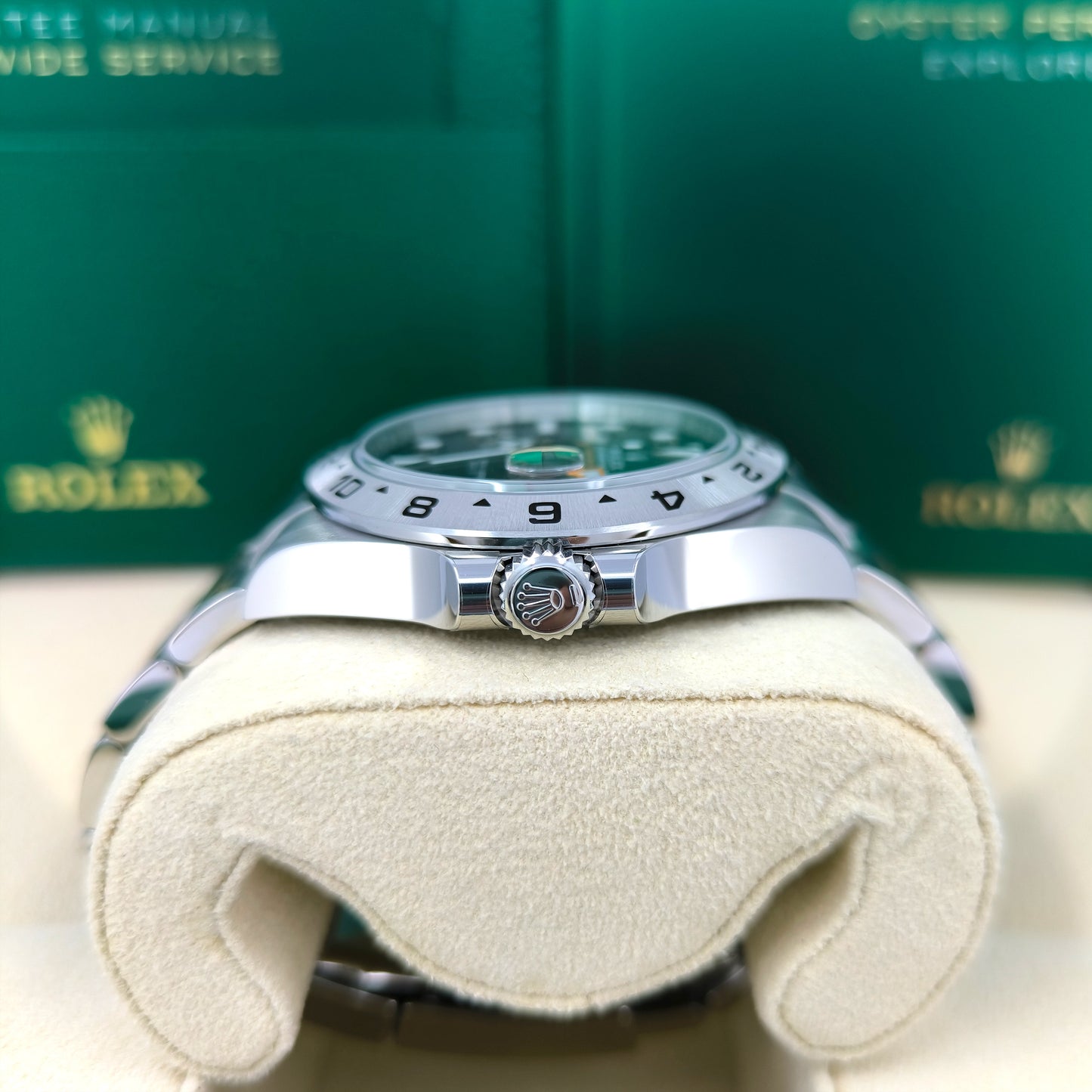 Pre-owned Rolex Explorer II Oystersteel Ref# 226570-0002