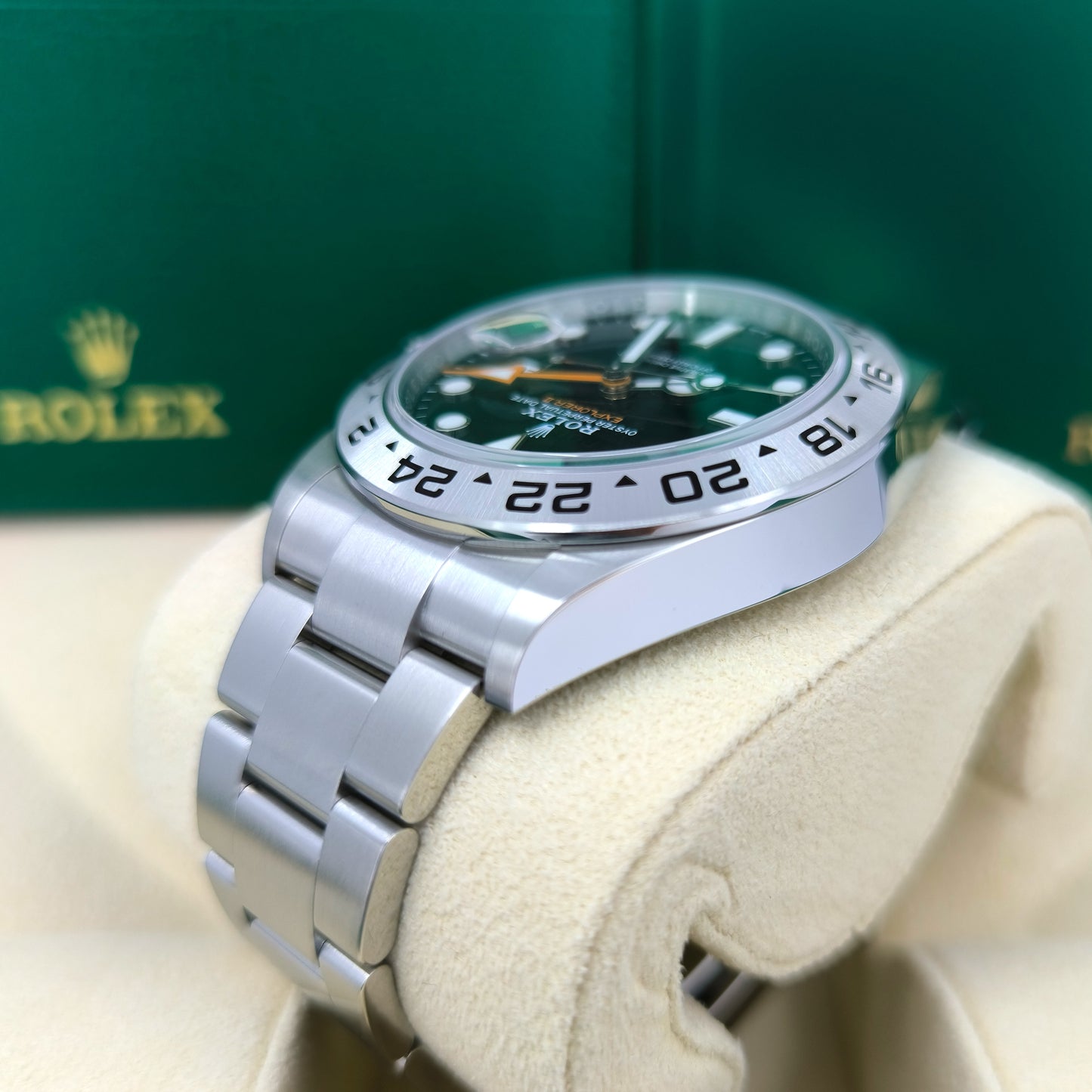 Pre-owned Rolex Explorer II Oystersteel Ref# 226570-0002