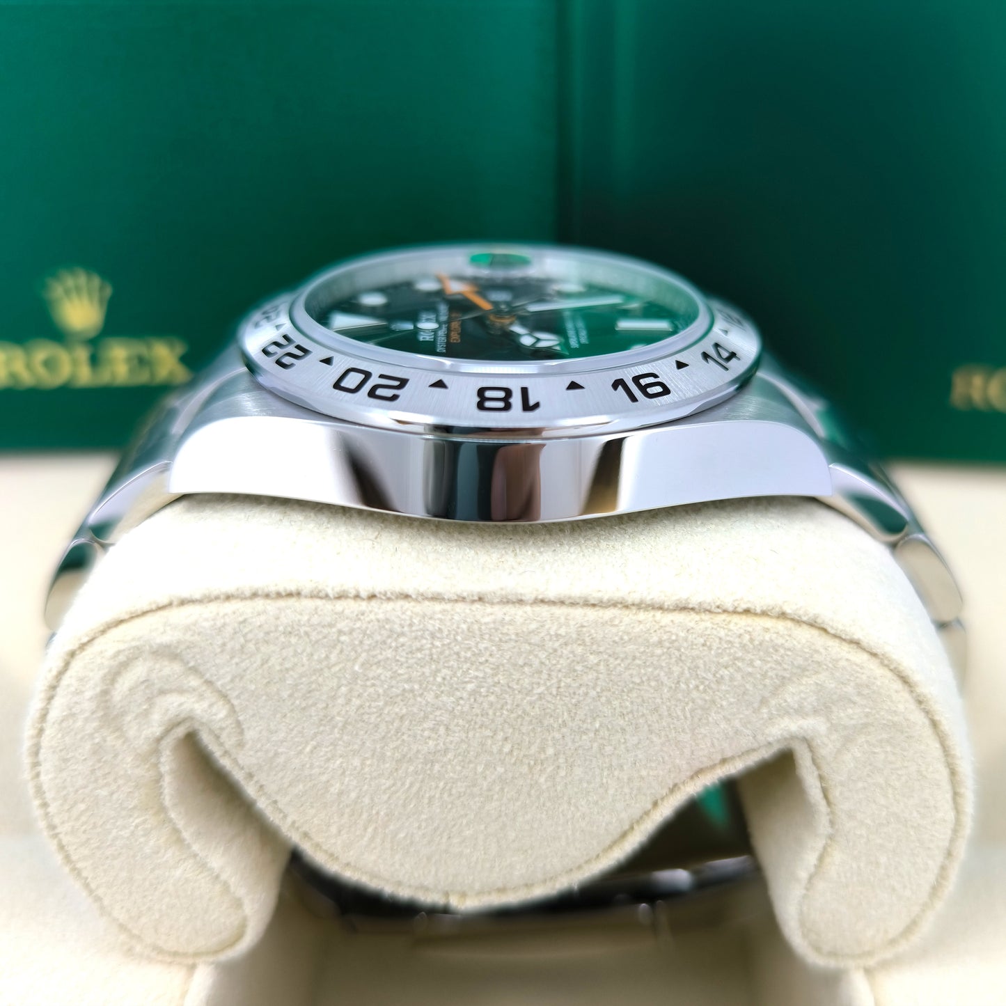 Pre-owned Rolex Explorer II Oystersteel Ref# 226570-0002