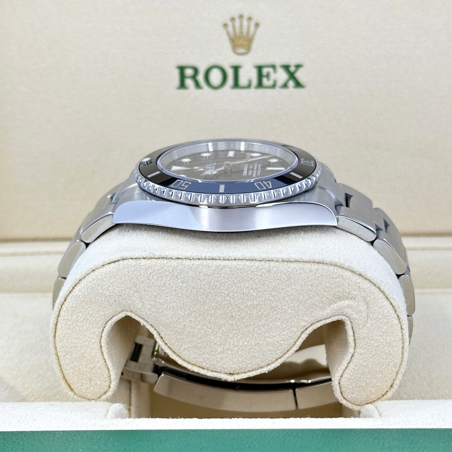 Rolex Submariner No Date 41, Stainless Steel, Black dial, 124060-0001