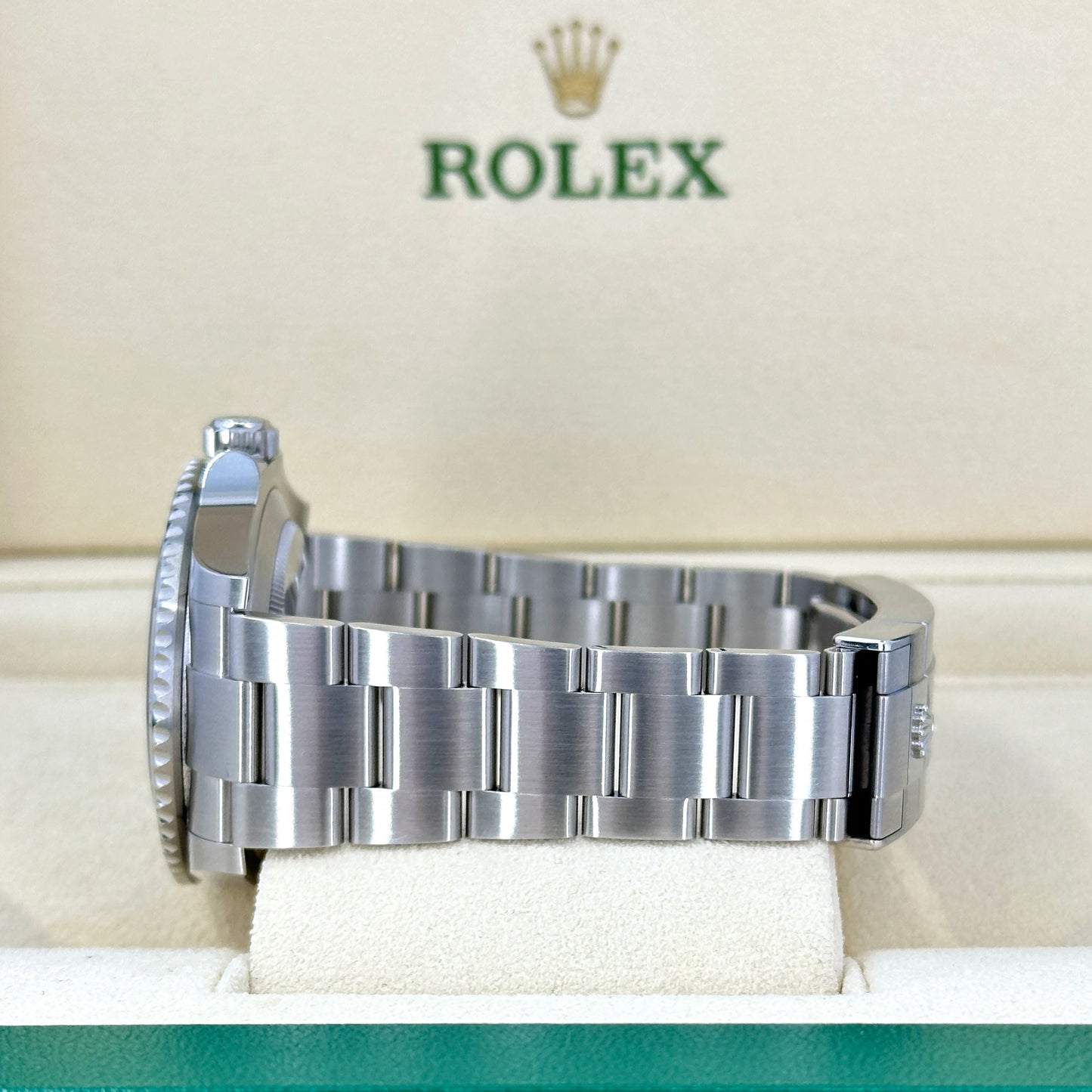 Rolex Submariner No Date 41, Stainless Steel, Black dial, 124060-0001