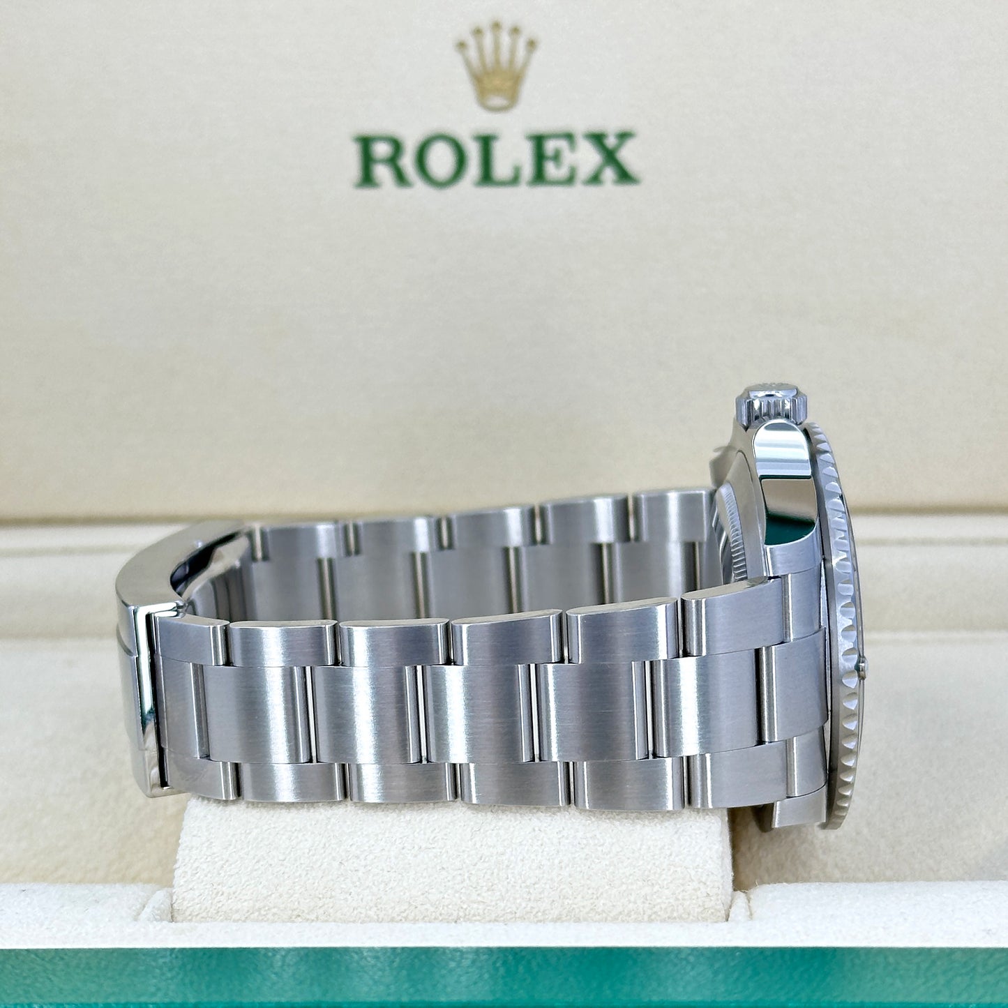 Rolex Submariner No Date 41, Stainless Steel, Black dial, 124060-0001