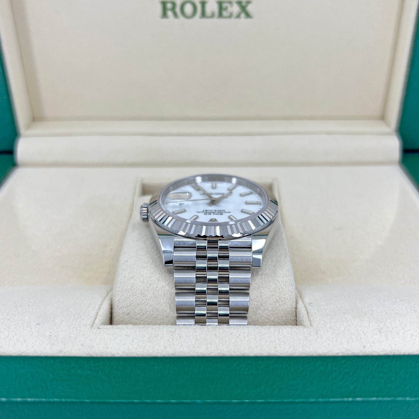 Rolex Datejust 41 Oystersteel and 18K White Gold 41 mm White Dial, Ref# 126334-0010