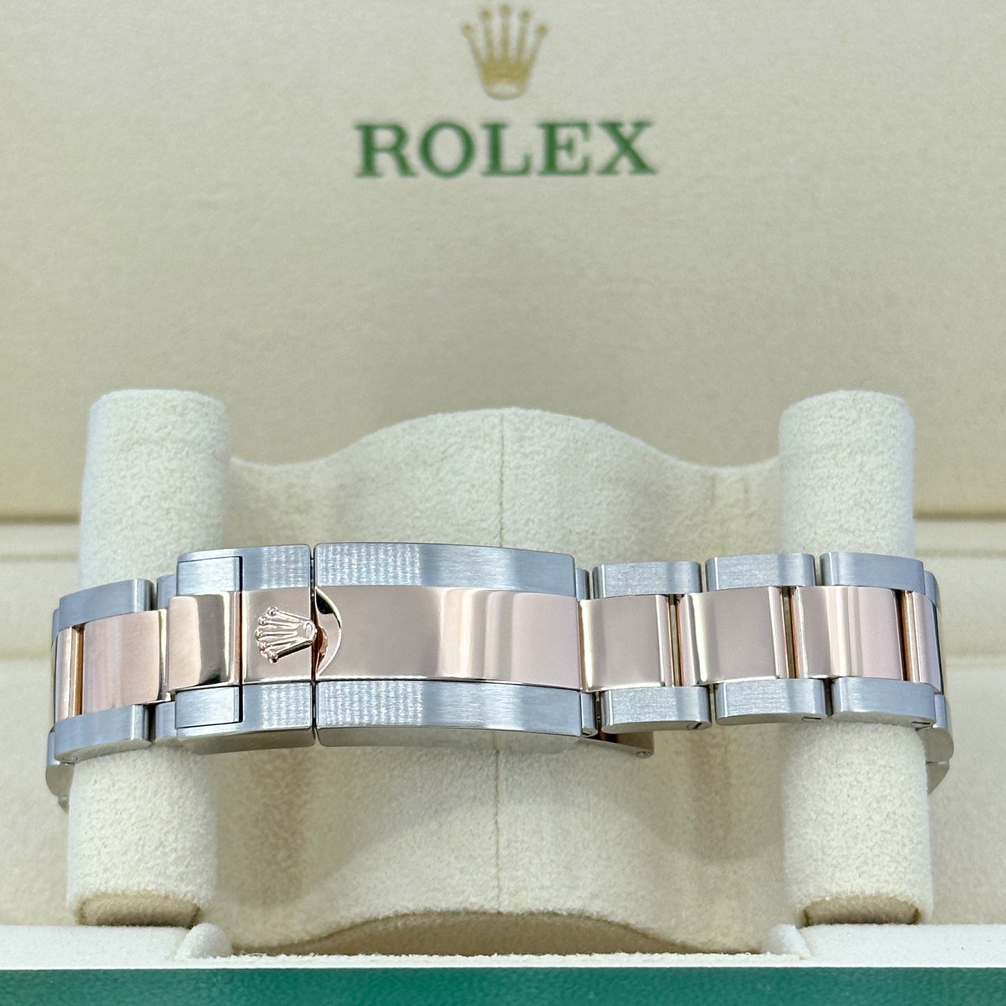 Rolex GMT-Master II Oystersteel and Everose gold Ref# 126711CHNR-0002