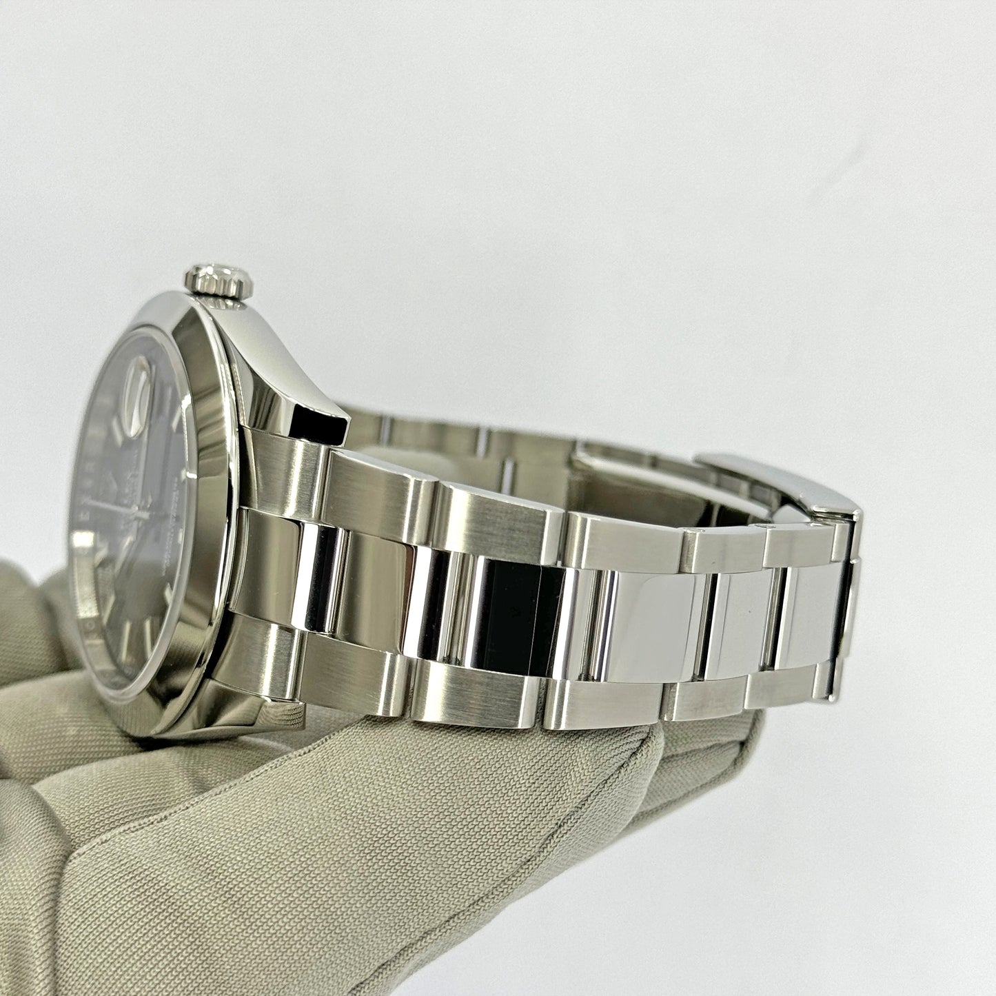 Rolex Datejust 41, Stainless Steel, 41mm, Ref# 126300-0011