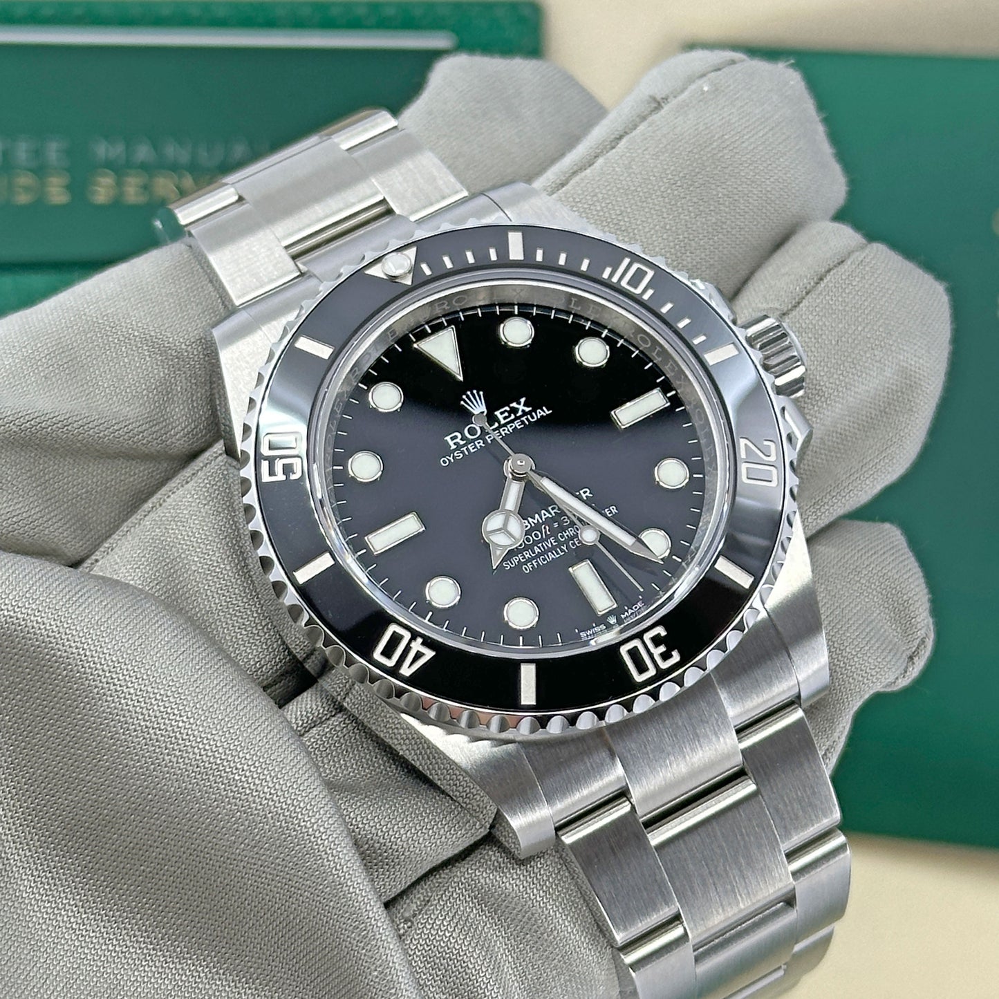 Pre-owned Rolex Submariner No Date 41, Stainless Steel, Black dial, 124060-0001