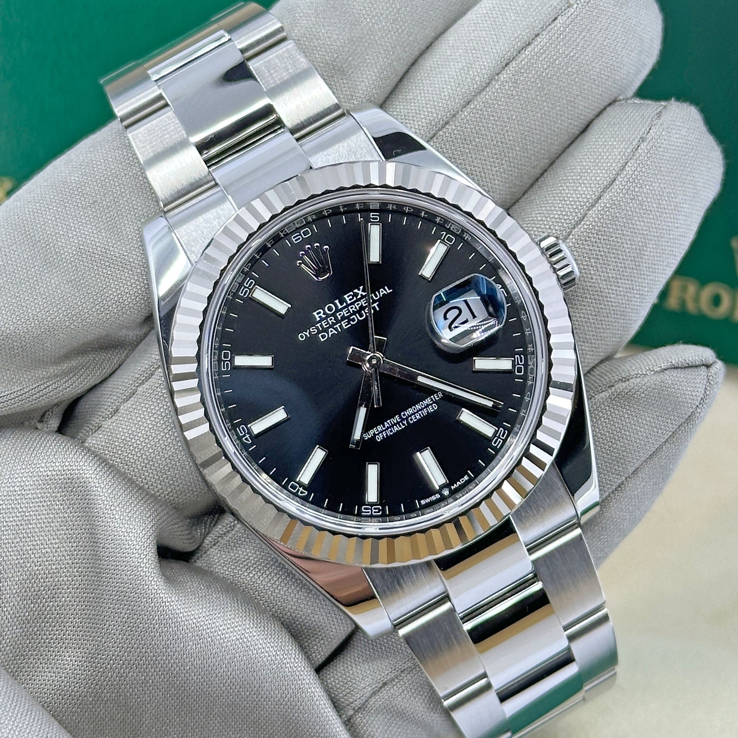 Pre-owned Rolex Datejust 41 Oystersteel and 18k White Gold 41mm Bright Black Dial Oyster, Ref#126334-0017