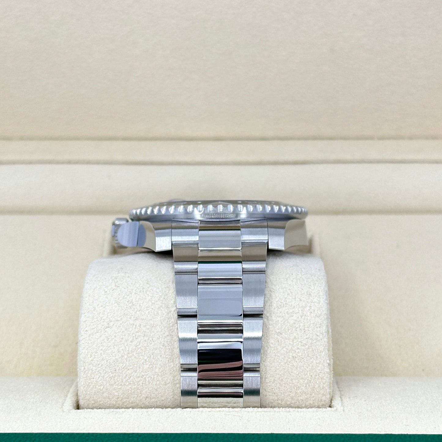 Pre-owned Rolex GMT-Master II Oystersteel Ref# 126710BLNR-0003
