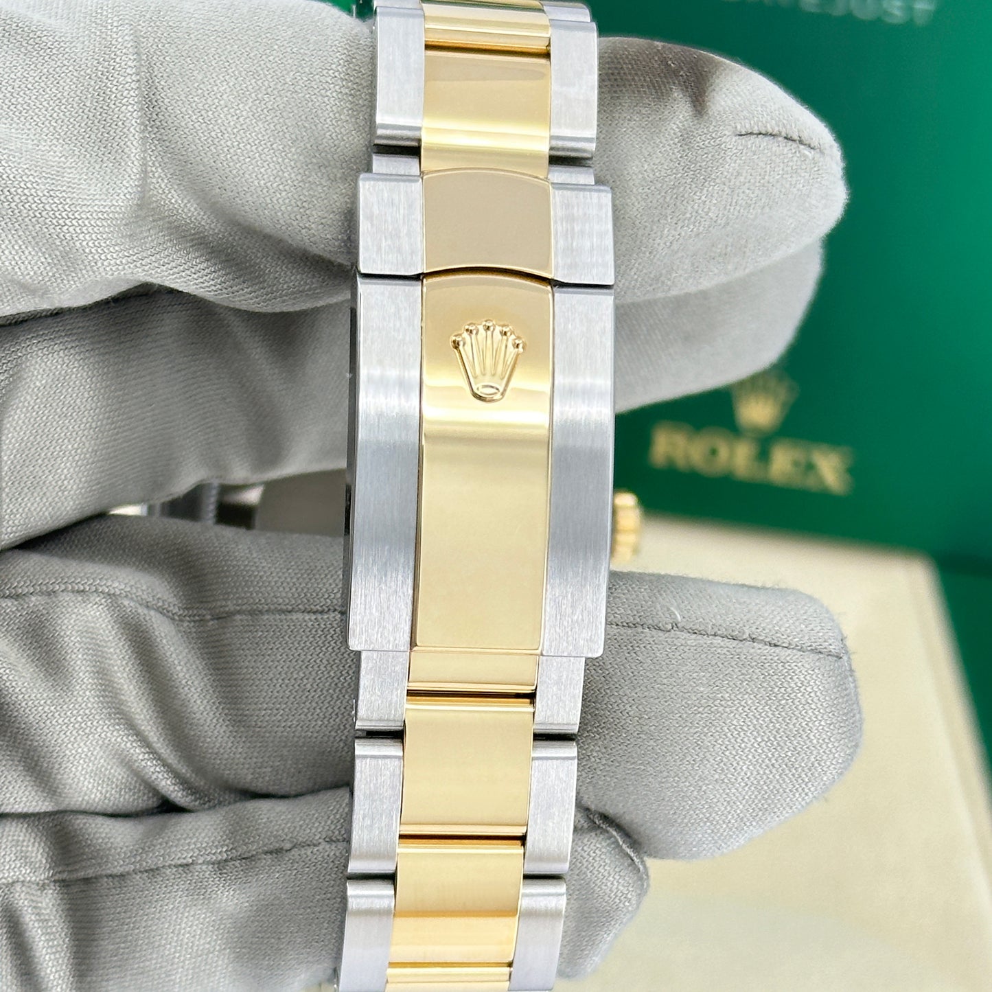 Pre-owned Rolex Datejust 41 Oystersteel and yellow gold Ref# 126333-0015