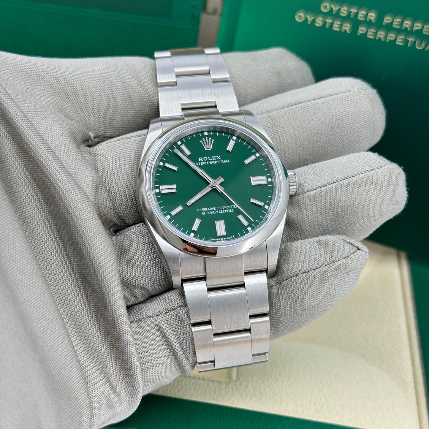 Pre-owned Rolex Oyster Perpetual 36 Oystersteel Ref# 126000-0005