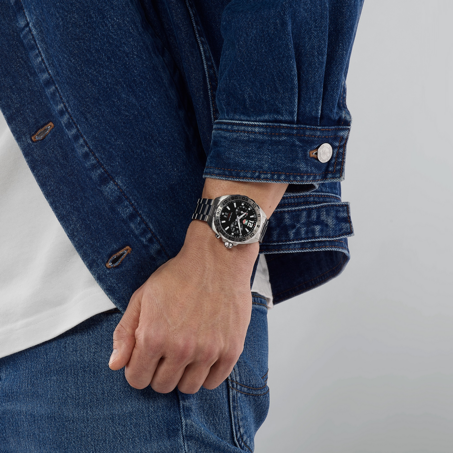 TAG Heuer Formula 1 Date Alarm Stainless Steel, 41mm, Ref# WAZ111A.BA0875, Watch on hand