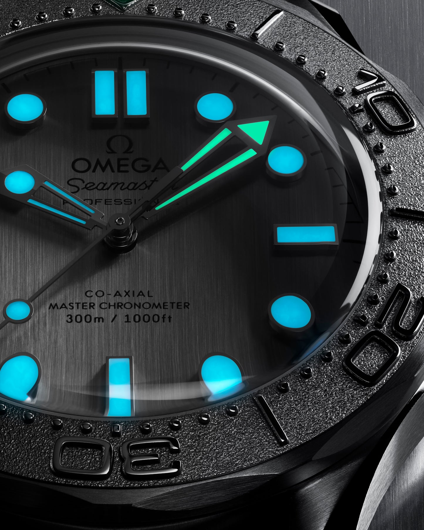 Unworn, Omega Seamaster Diver 300m, Stainless Steel, 42mm, Ref# 210.32.42.20.06.002, Luminous hands and markers 1