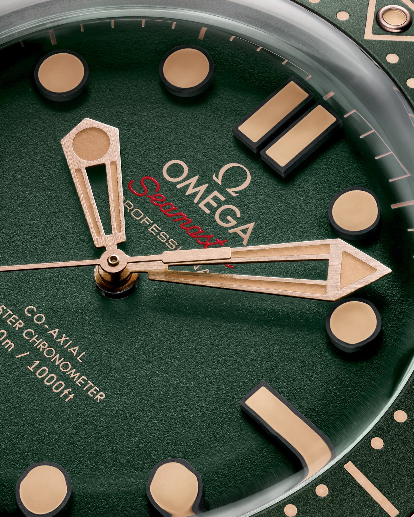 Unworn, Omega Seamaster Diver 300m, Titanium, 9K Bronze Gold, 42mm, Ref# 210.90.42.20.10.001, Dial