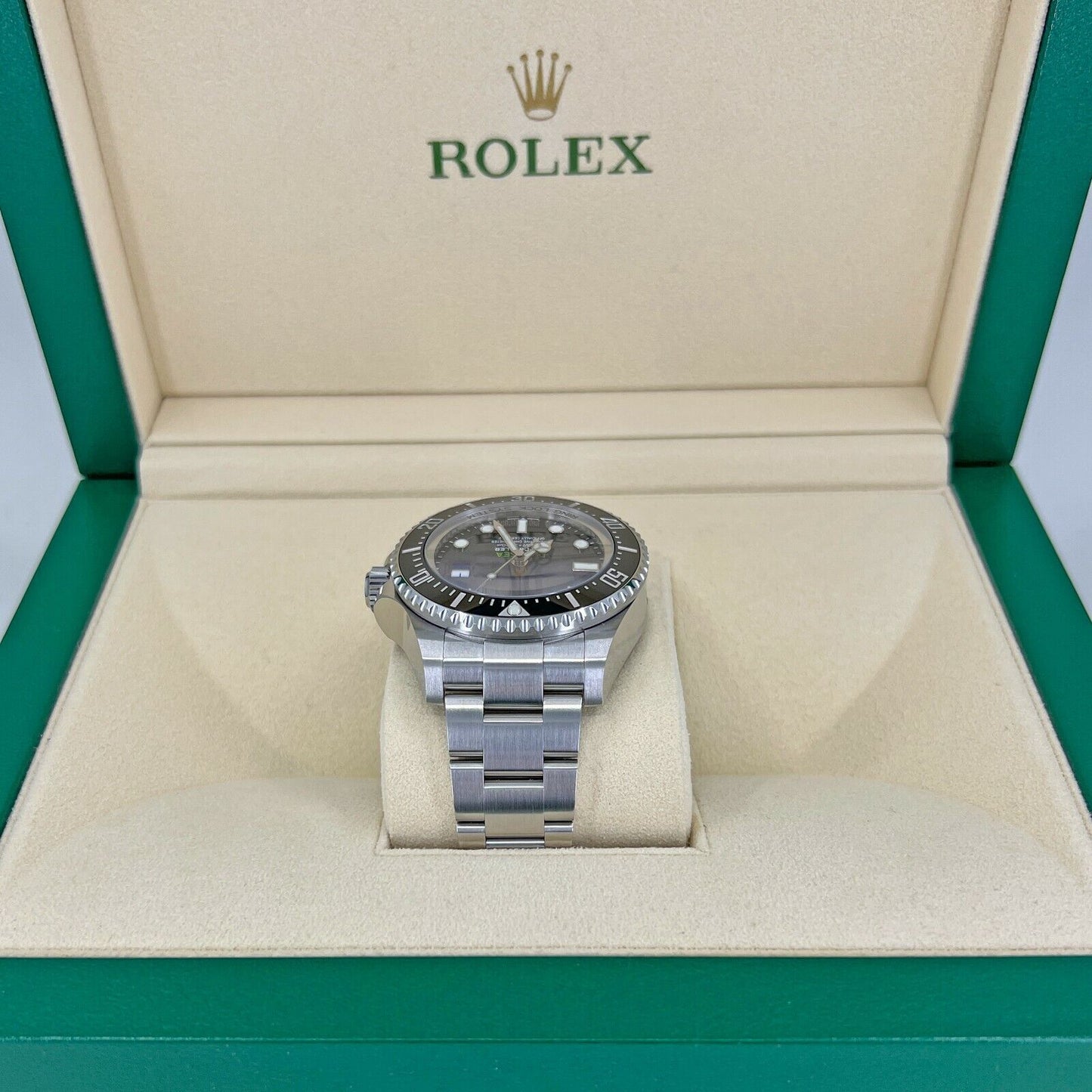 Rolex Deepsea James Cameron, D-blue Dial, 44mm, Oystersteel, Ref# 126660-0002, Side 1