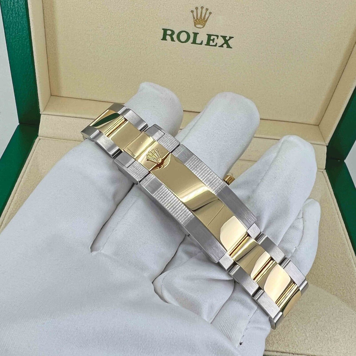 Rolex Submariner Date, Stainless Steel and 18k Yellow Gold, 41mm, Ref# 126613lb-0002, Clasp
