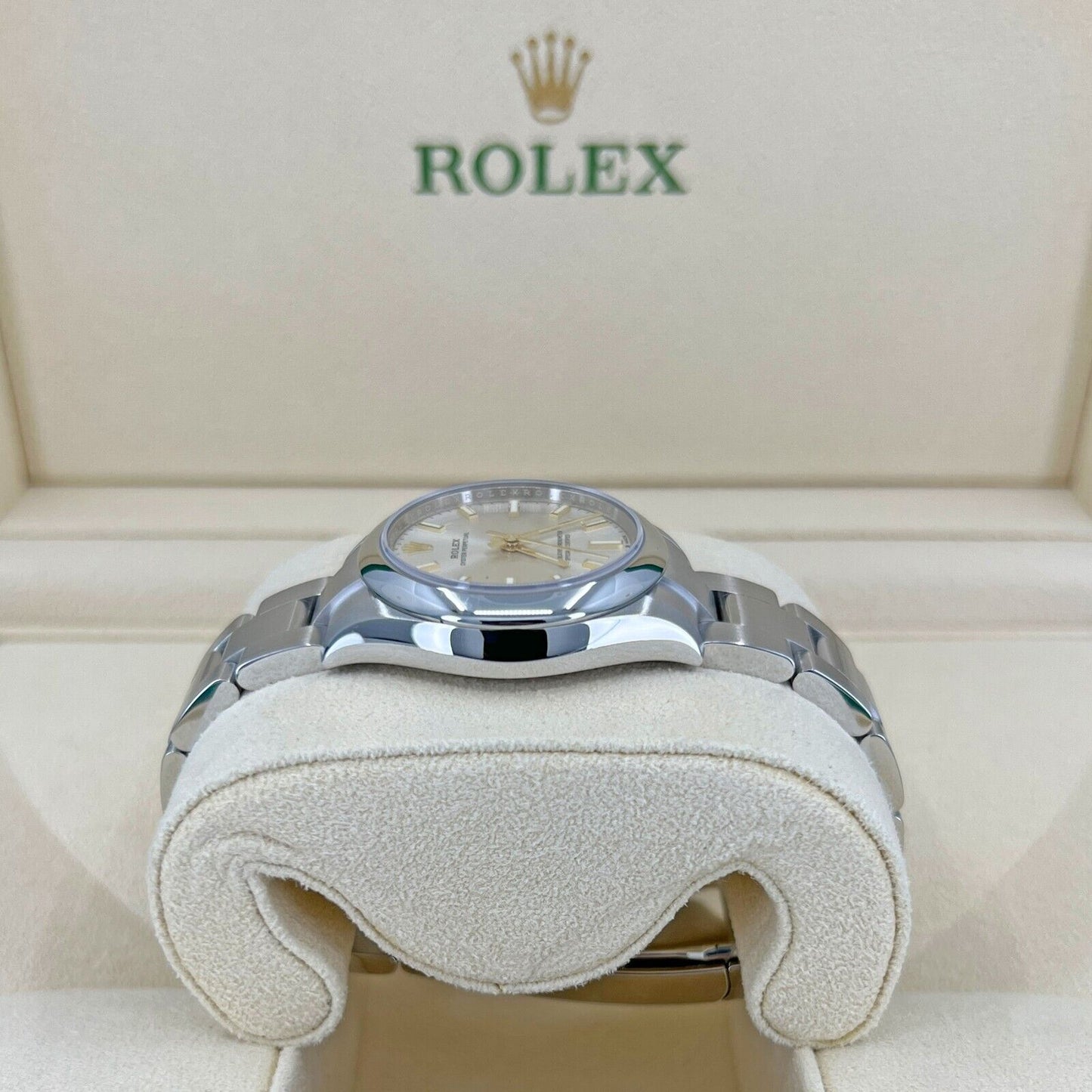 Rolex Oyster Perpetual Oystersteel, 31mm, Silver Dial, Ref# 277200-0001, Left