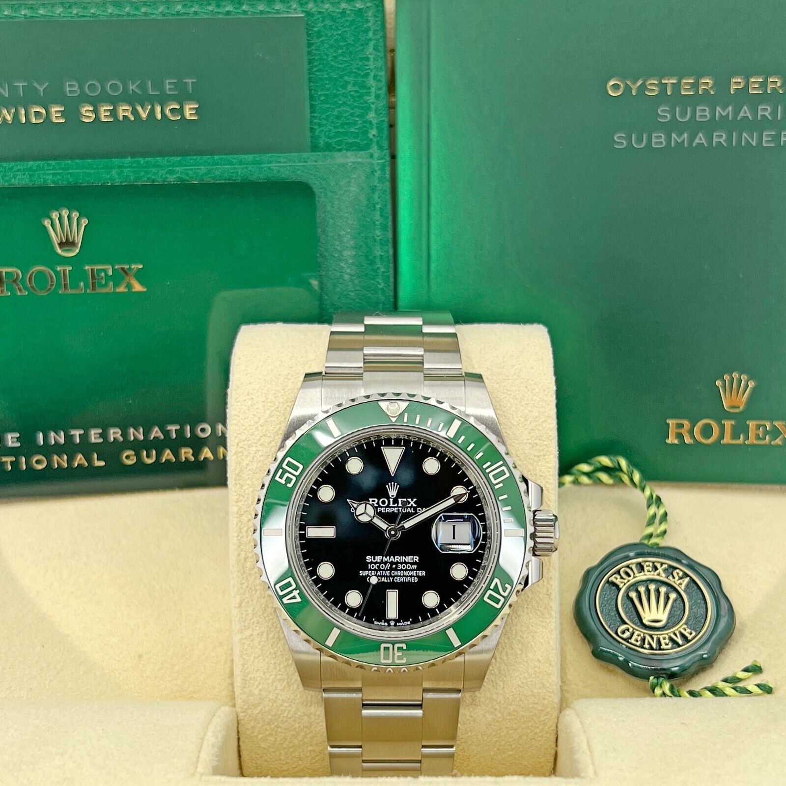 Rolex 126610LV KERMIT Submariner Date Oystersteel 41mm