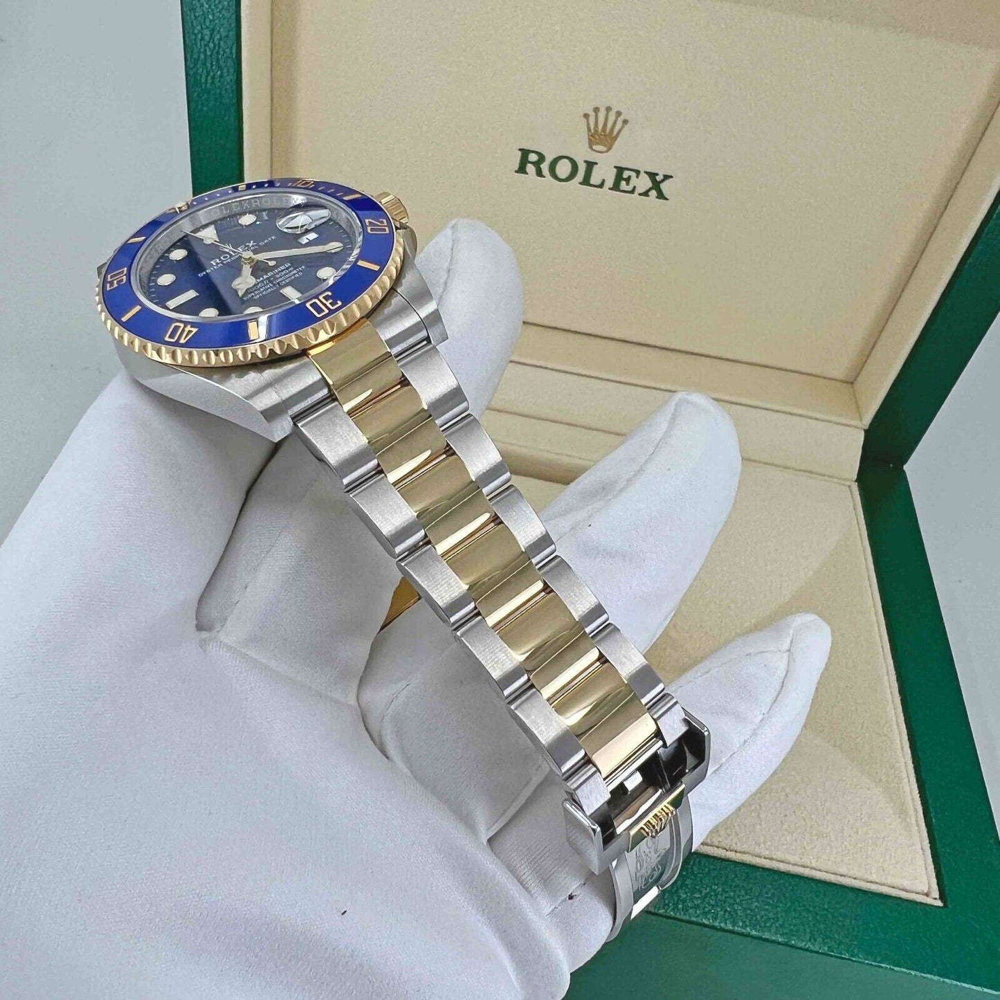 Rolex Submariner Date, Stainless Steel and 18k Yellow Gold, 41mm, Ref# 126613lb-0002, Braceket 2