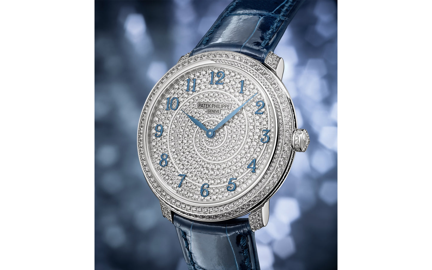 Patek Philippe Calatrava Diamond Ribbon Joaillerie Ladies, 18kt White Gold set with 770 Diamonds: ~4,4ct, 36,5mm, Ref# 4978/400G-001, Main view 1