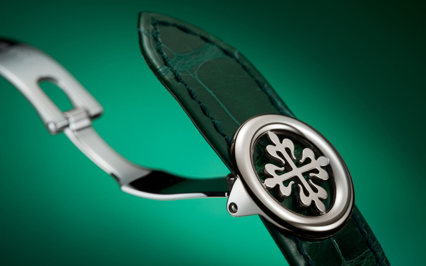 Patek Philippe Complication World-Time flyback Chronograph, Platinum, 39,5mm, Ref# 5930P-001, Clasp