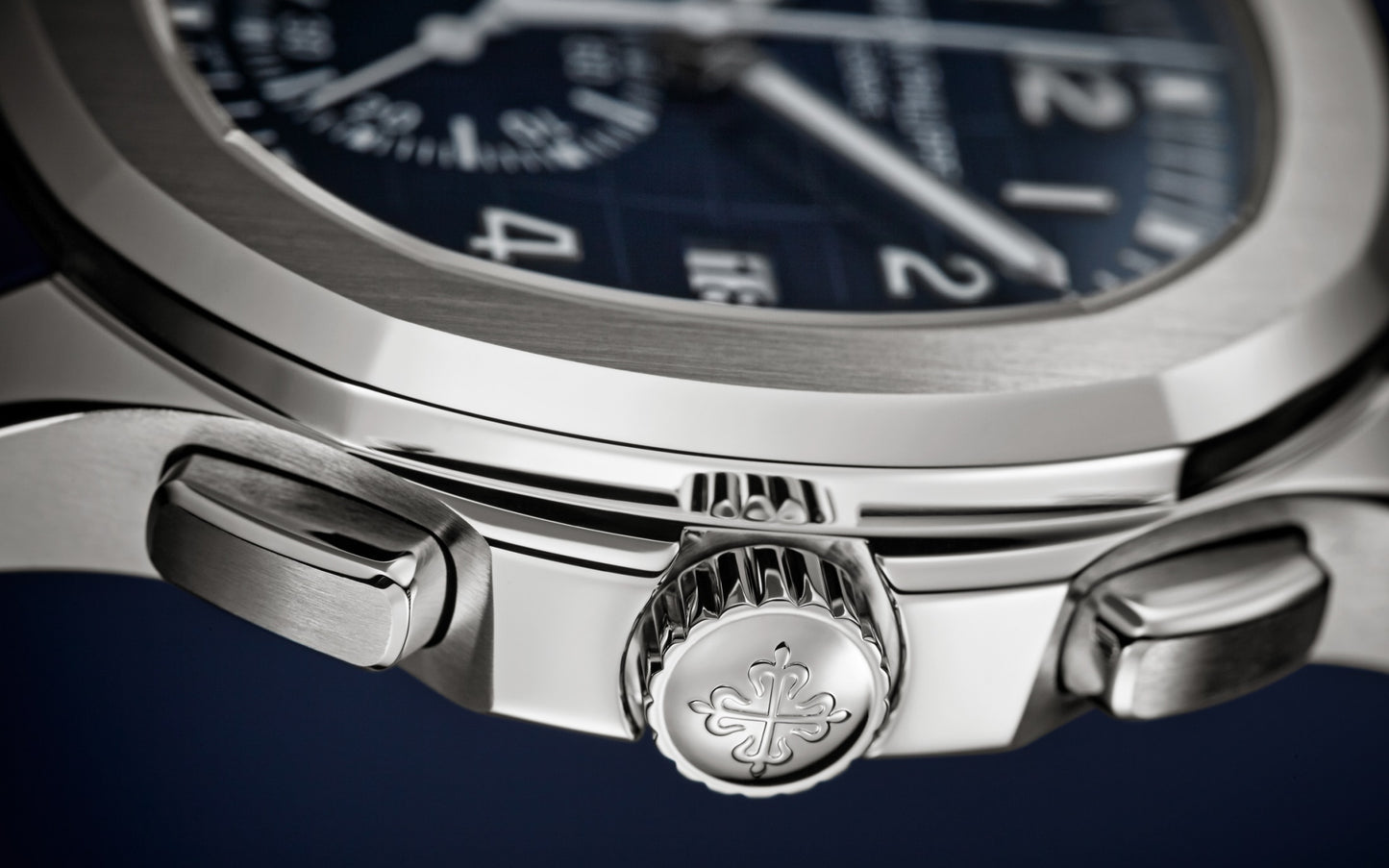 Patek Philippe Aquanaut Chronograph, 18k White Gold, 42,2mm, Ref# 5968G-001, Crown
