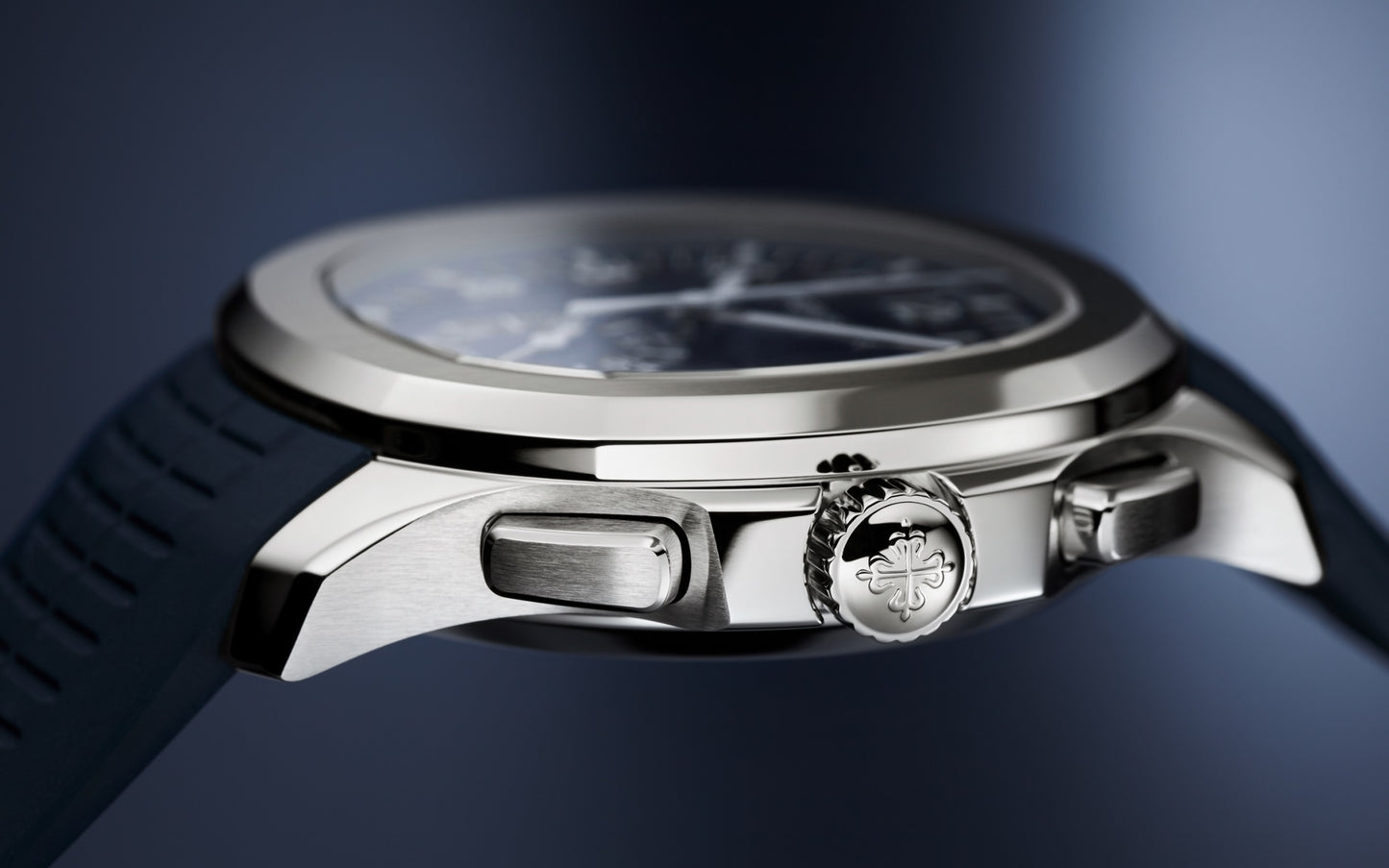 Patek Philippe Aquanaut Chronograph, 18k White Gold, 42,2mm, Ref# 5968G-001, Lugs