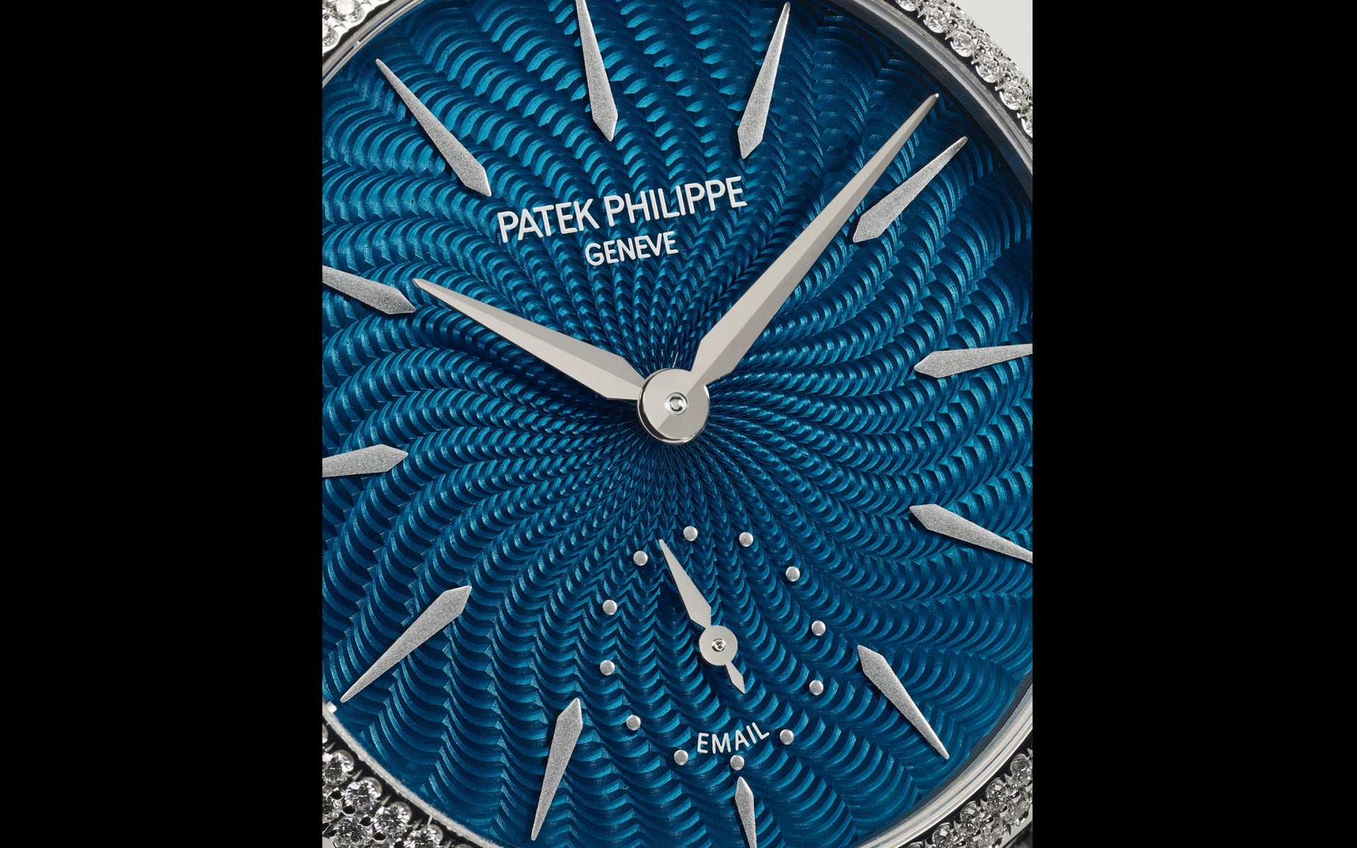 Ladies' Patek Philippe Grand Complication, 18k White Gold with set 194 Diamonds, 36mm, Ref# 7040/250G-001, Small second