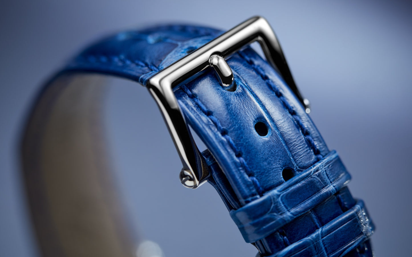 Patek Philippe Complication Moon Phases, 18k White Gold with 132 (~1.09 cts.) brilliant-cut diamonds, 33mm, Ref# 7121/200G-001, Clasp