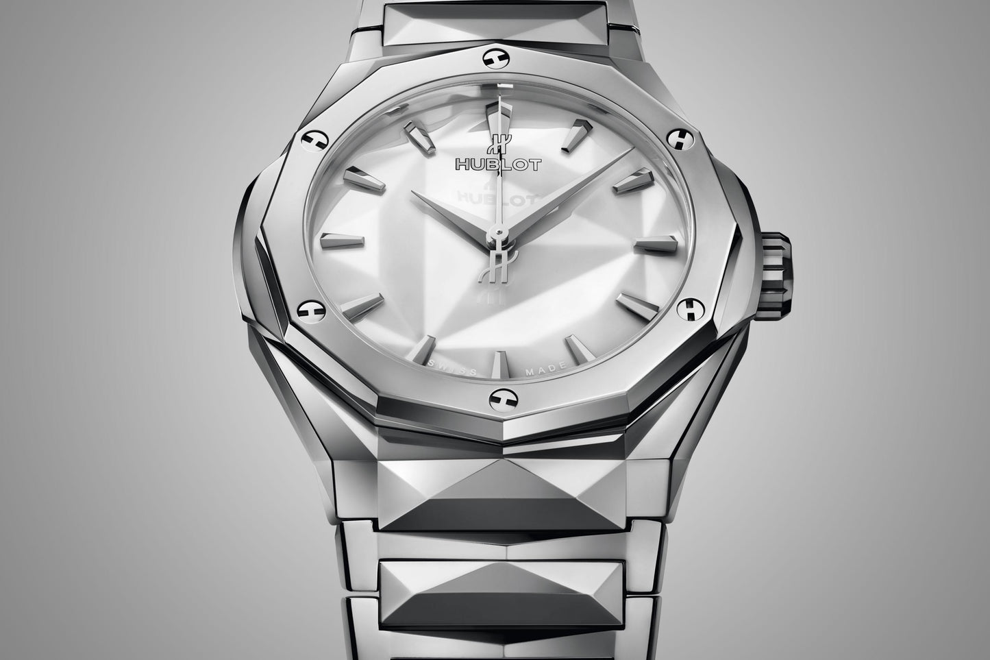 Dial Hublot Classic Fusion ORLINSKI BRACELET TITANIUM WHITE Ref# 550.NS.2200.NS.ORL22