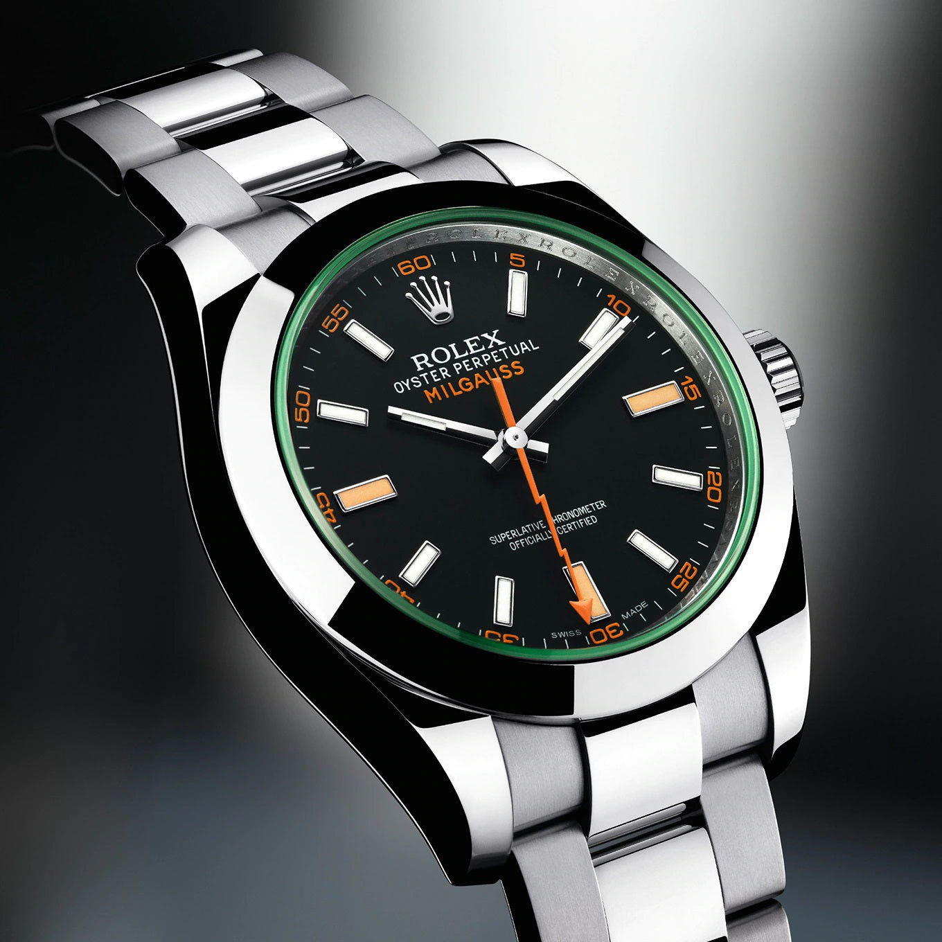 Left Rolex Milgauss 40 mm Oystersteel Ref#  M116400GV-0001