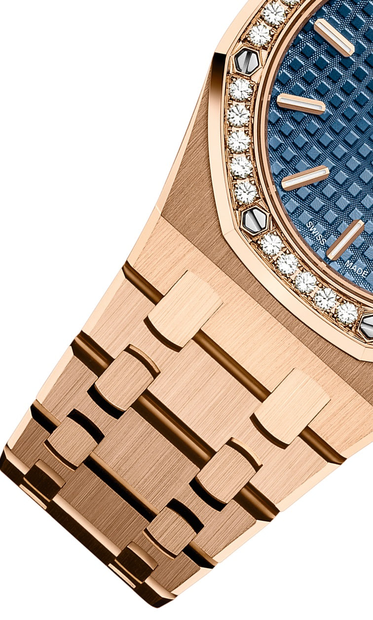 Right Audemars Piguet Royal OAK QUARTZ Ref# 67651OR.ZZ.1261OR.02