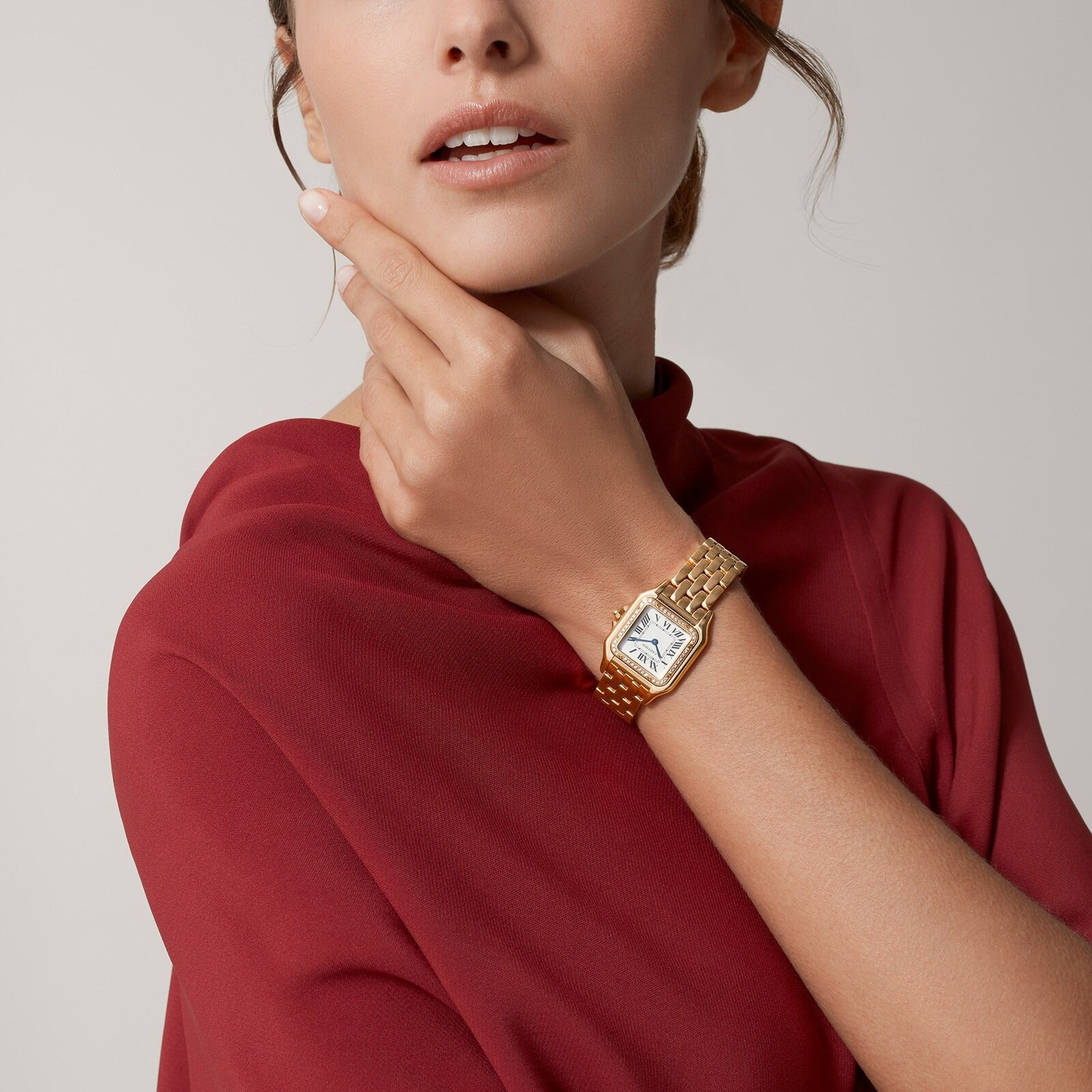 Unworn Cartier Panthère de Cartier Medium, 18k Rose Gold, Diamonds, 27mm x 37mm, Ref# WJPN0009, Watch on hand