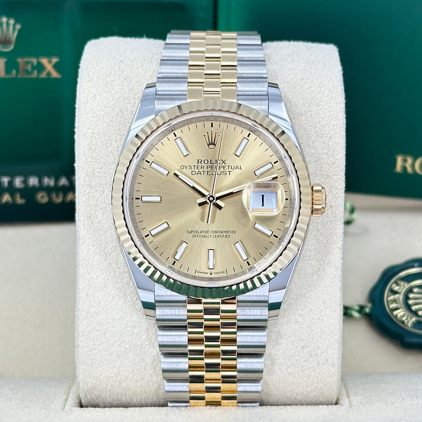 Rolex Datejust 36 Oystersteel and 18k Yellow Gold Ref# 126233-0015