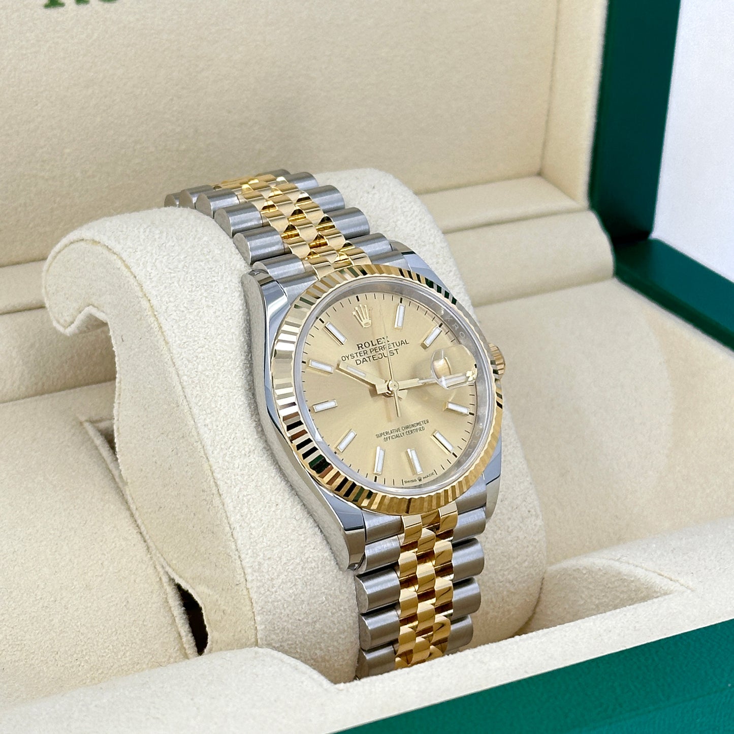 Rolex Datejust 36 Oystersteel and 18k Yellow Gold Ref# 126233-0015