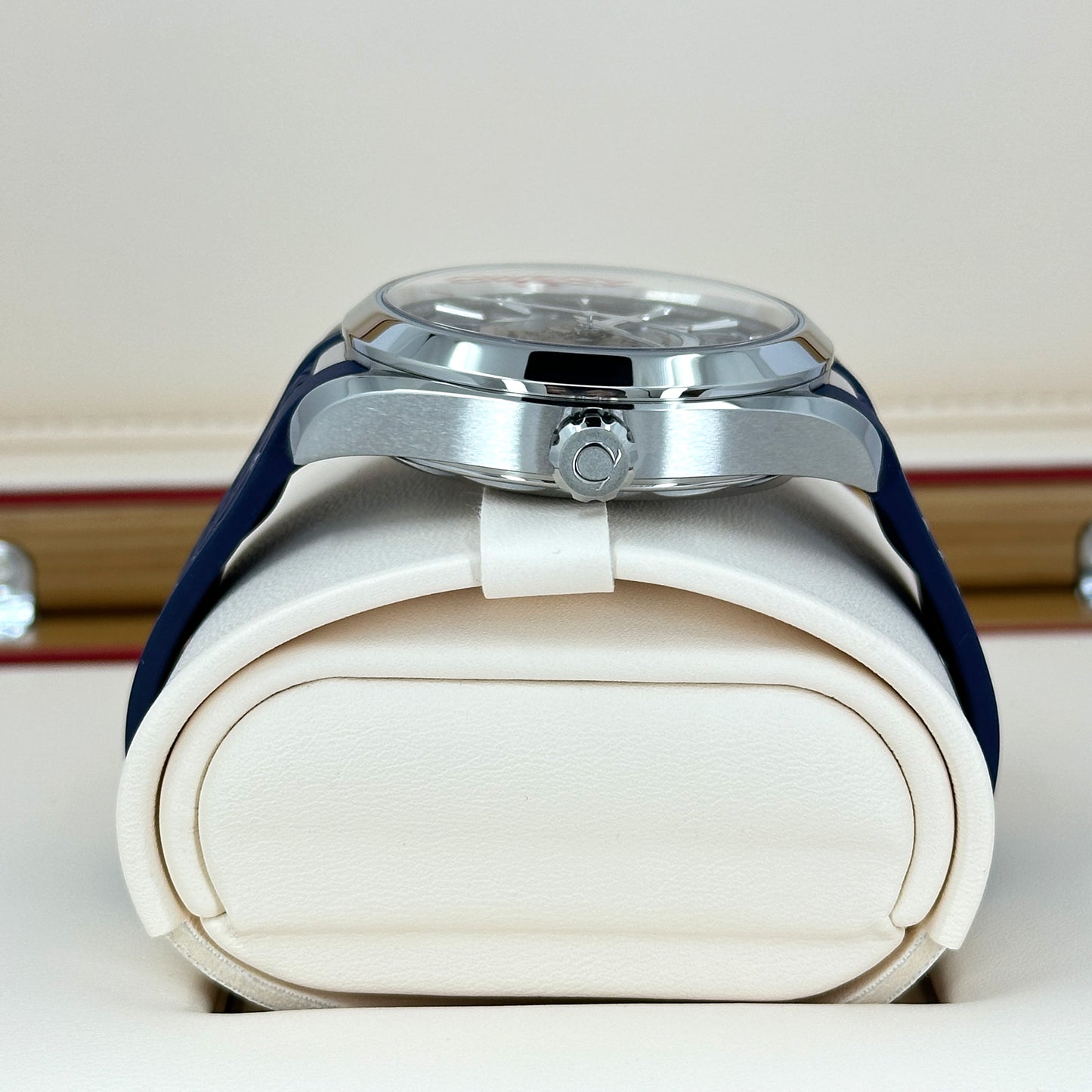 Omega, New 2025, Seamaster Aqua Terra, 220.12.43.22.03.001, box and papers