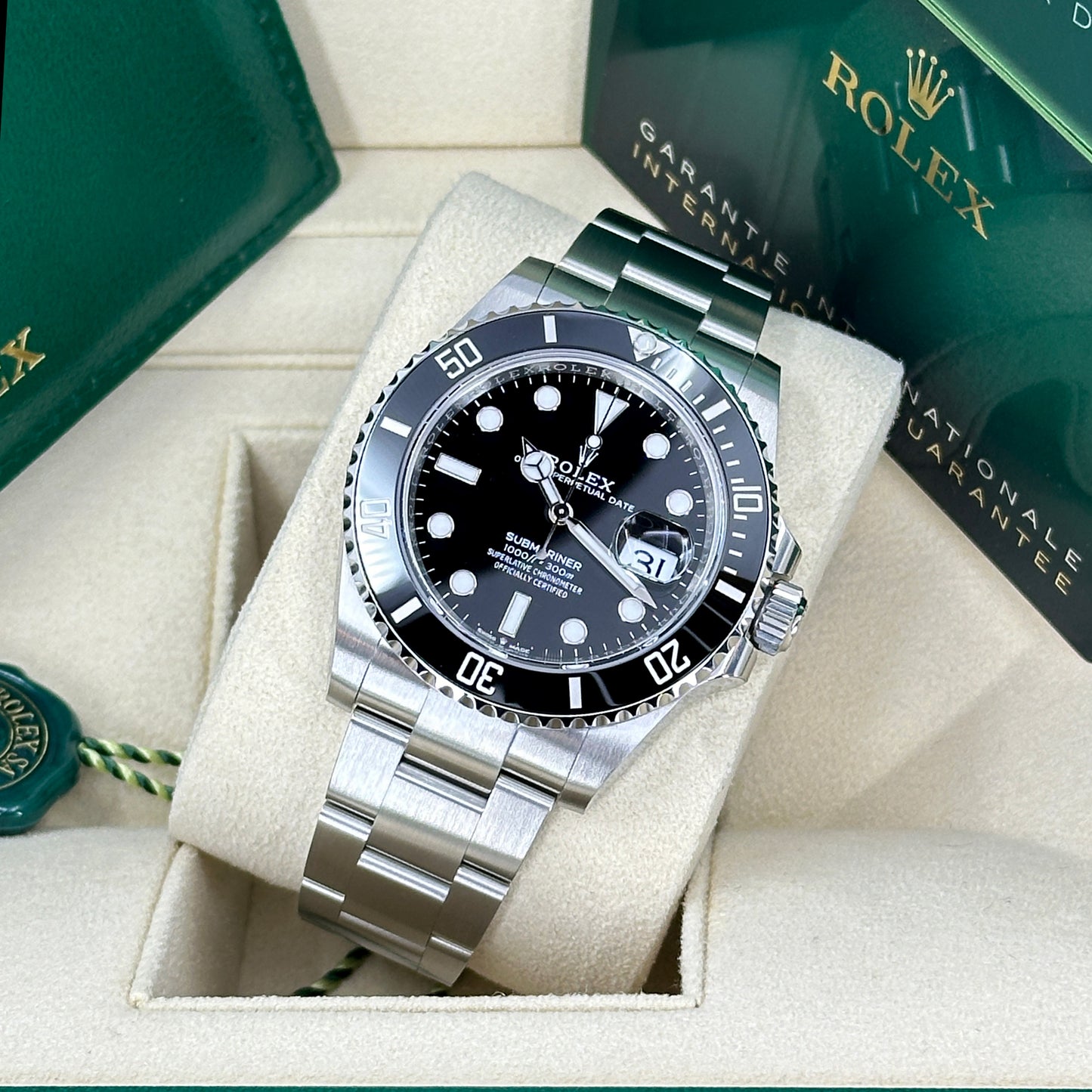 Rolex Submariner Date, Ref#126610LN