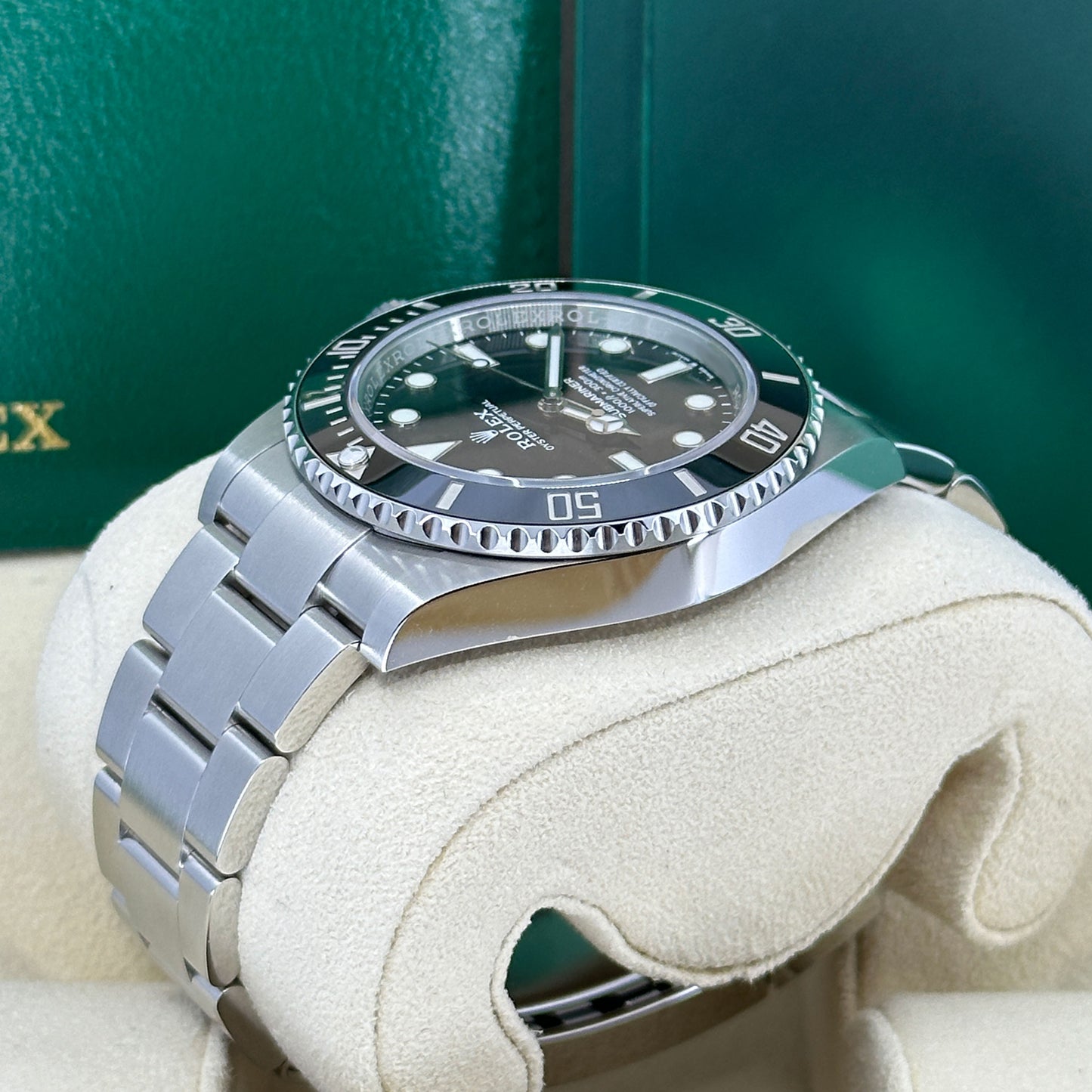 Pre-owned Rolex Submariner No Date 41, Stainless Steel, Black dial, 124060-0001