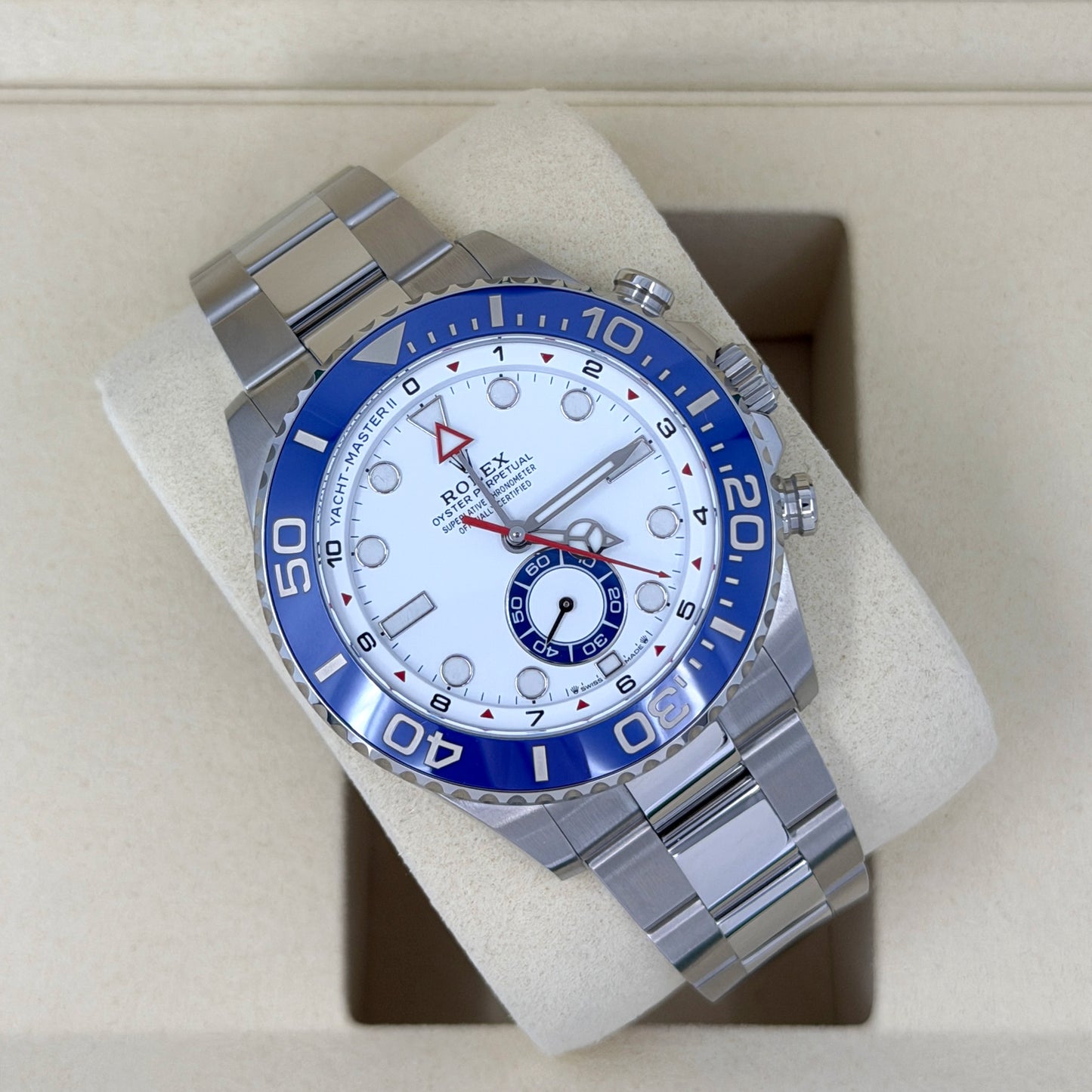 Unworn 2026, Rolex Yacht-Master II, Oystersteel, 44mm, White dial, Oyster, Ref# 126680-0001, box and papers