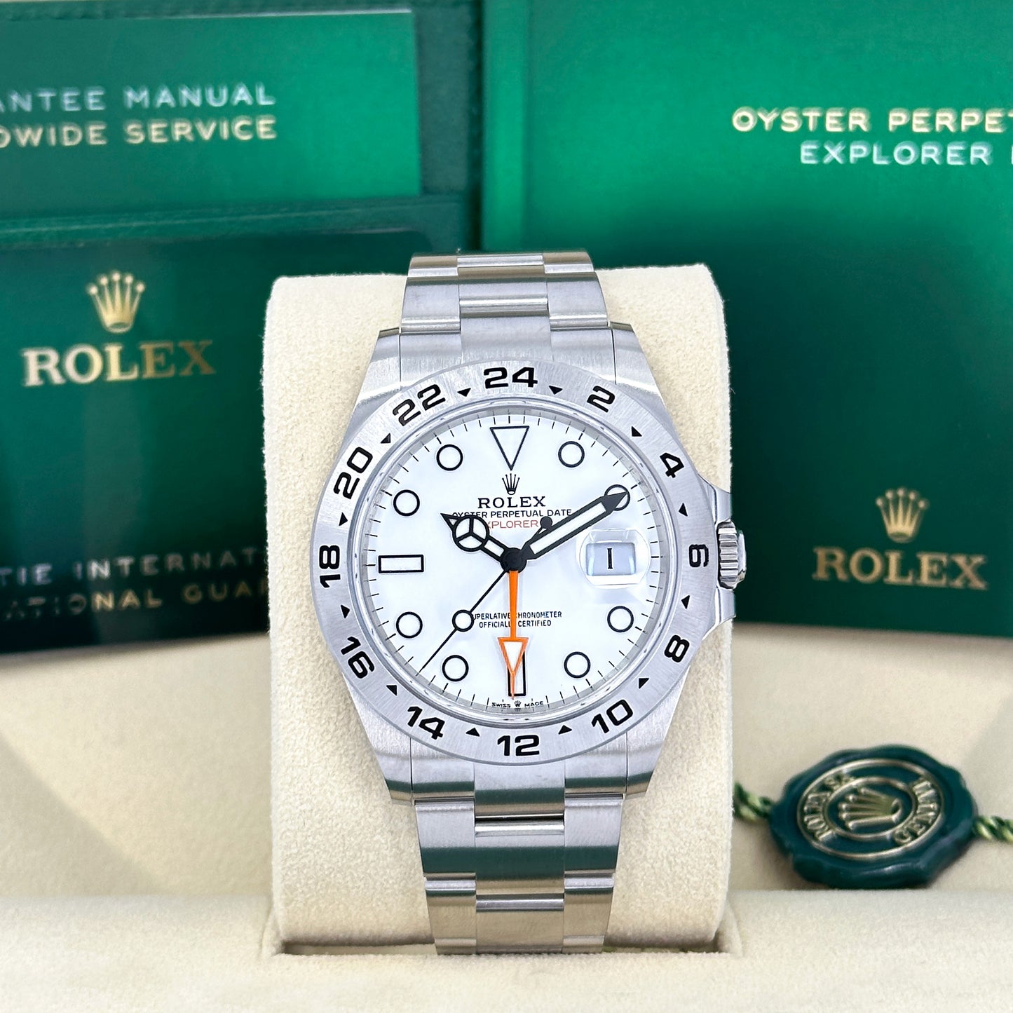 Rolex Explorer II Oystersteel 42mm White dial Oyster Ref 226570 0001