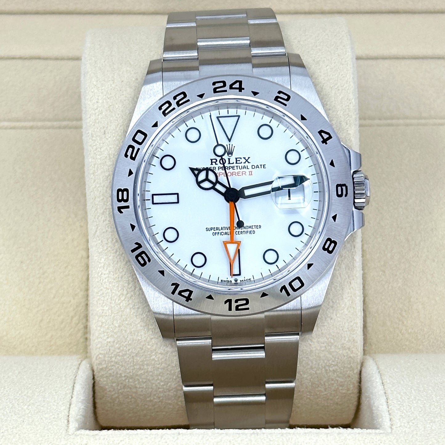 Rolex Explorer II, Oystersteel, 42mm, White dial, Oyster, Ref# 226570-0001