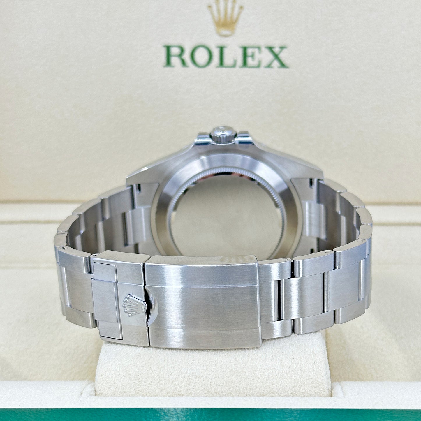 Rolex Explorer II, Oystersteel, 42mm, White dial, Oyster, Ref# 226570-0001