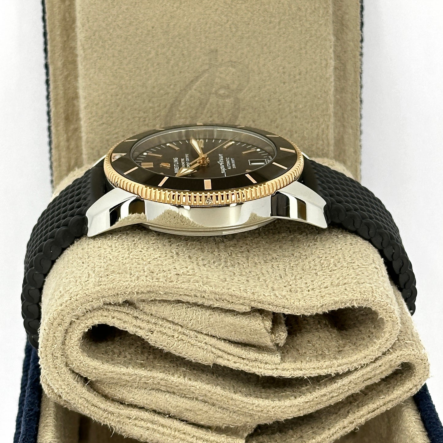 Breitling Superocean Heritage B20 Automatic 42, Stainless Steel and 18k Red Gold, Ref# UB2010121B1S1