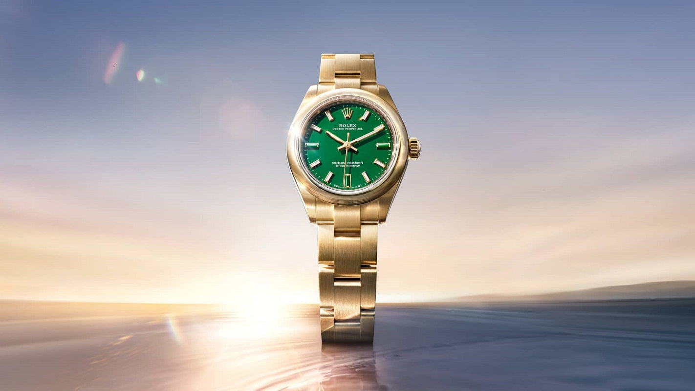 Rolex Oyster Perpetual, 18k Yellow Gold, 28mm, Green dial, Domed Oyster, Ref# 276208-0002, Main view