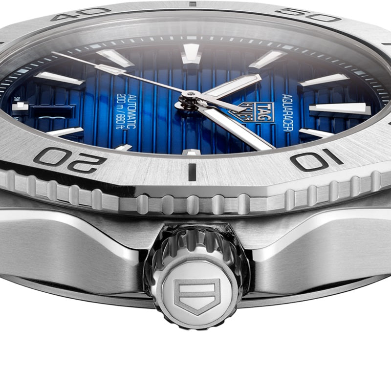 TAG Heuer Aquaracer Professional 200 Date, Stainless Steel, 40mm, Ref# WBP2111.BA0627, Crown